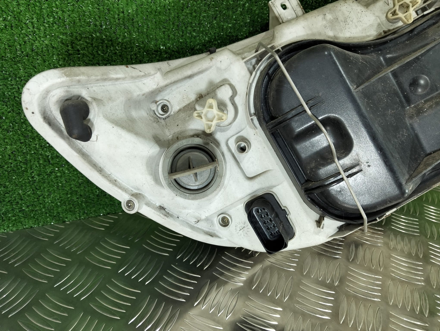 Farol principal Mercedes sprinter 2001 ref MCF00068