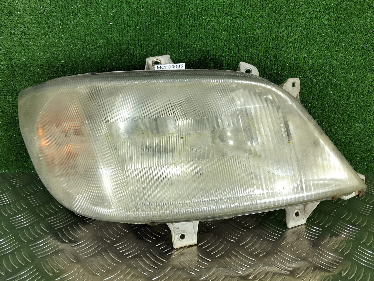 Farol principal Mercedes sprinter 313 DCI 2001 MCF00085