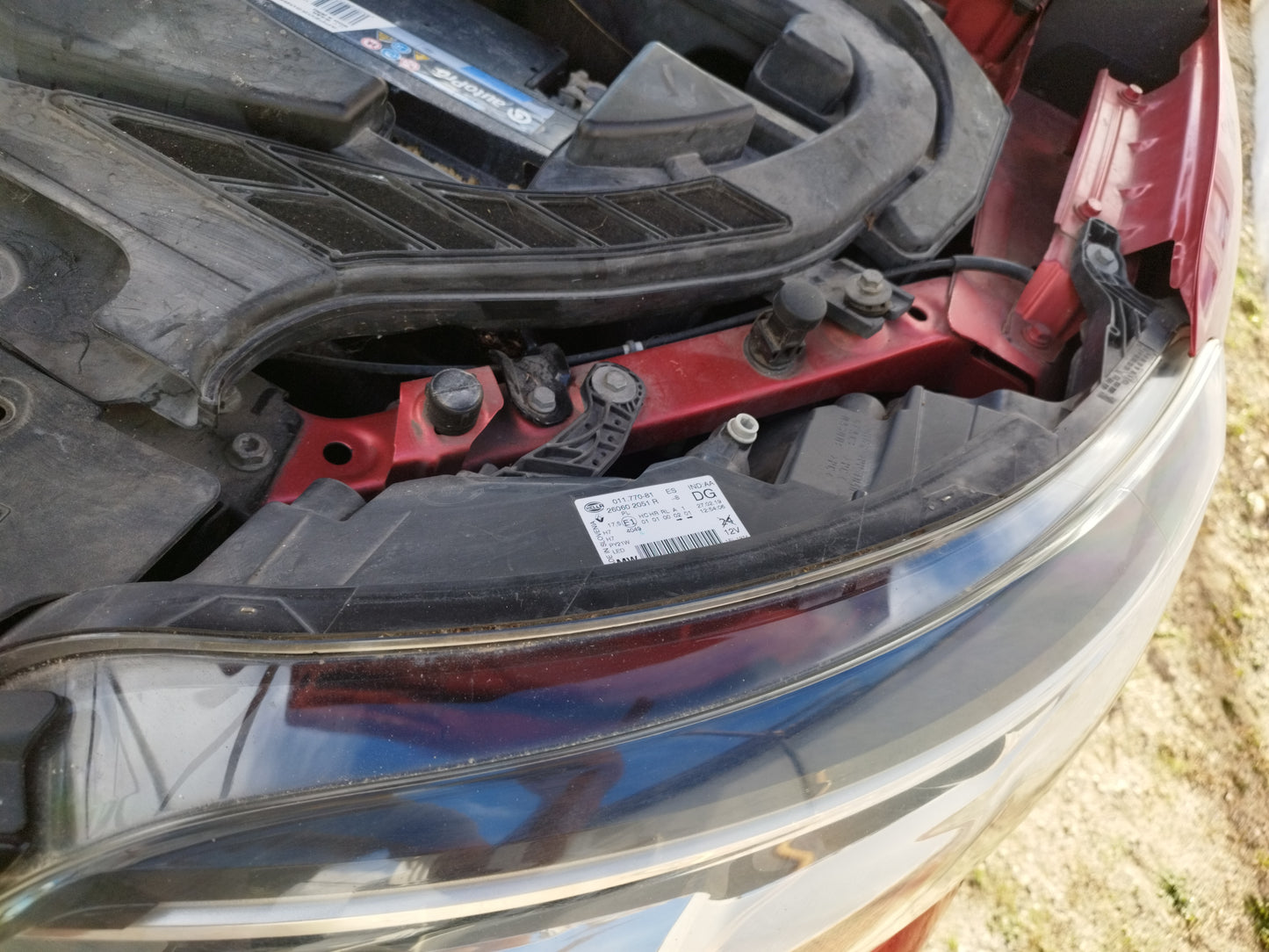 Farol Principal Esquerdo – Renault Kadjar 2019 1.5 DCI