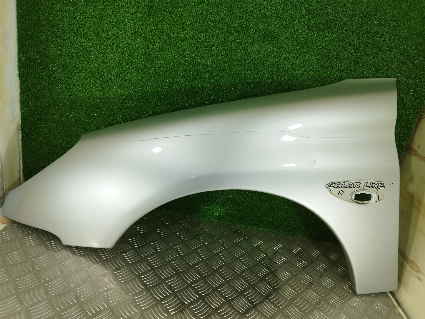 Guarda lamas esquerdo Peugeot 206 cinzento