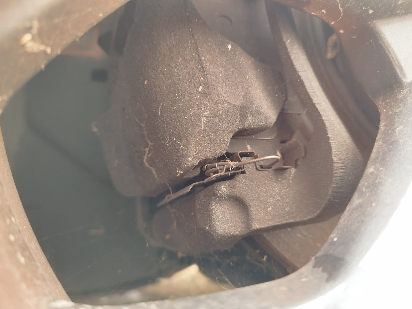 Pinça de Travão Frente Esquerda – Renault Kadjar 2019 1.5 DCI