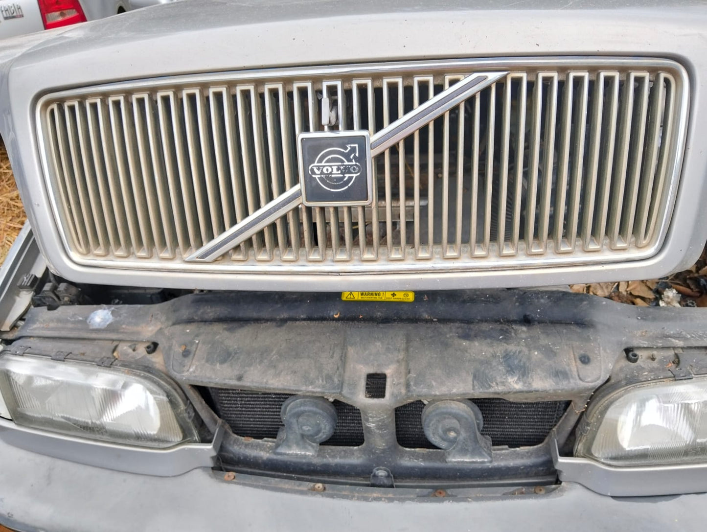 Grades frontais / grelha do radiador Volvo 850 GLE 1992 2.0