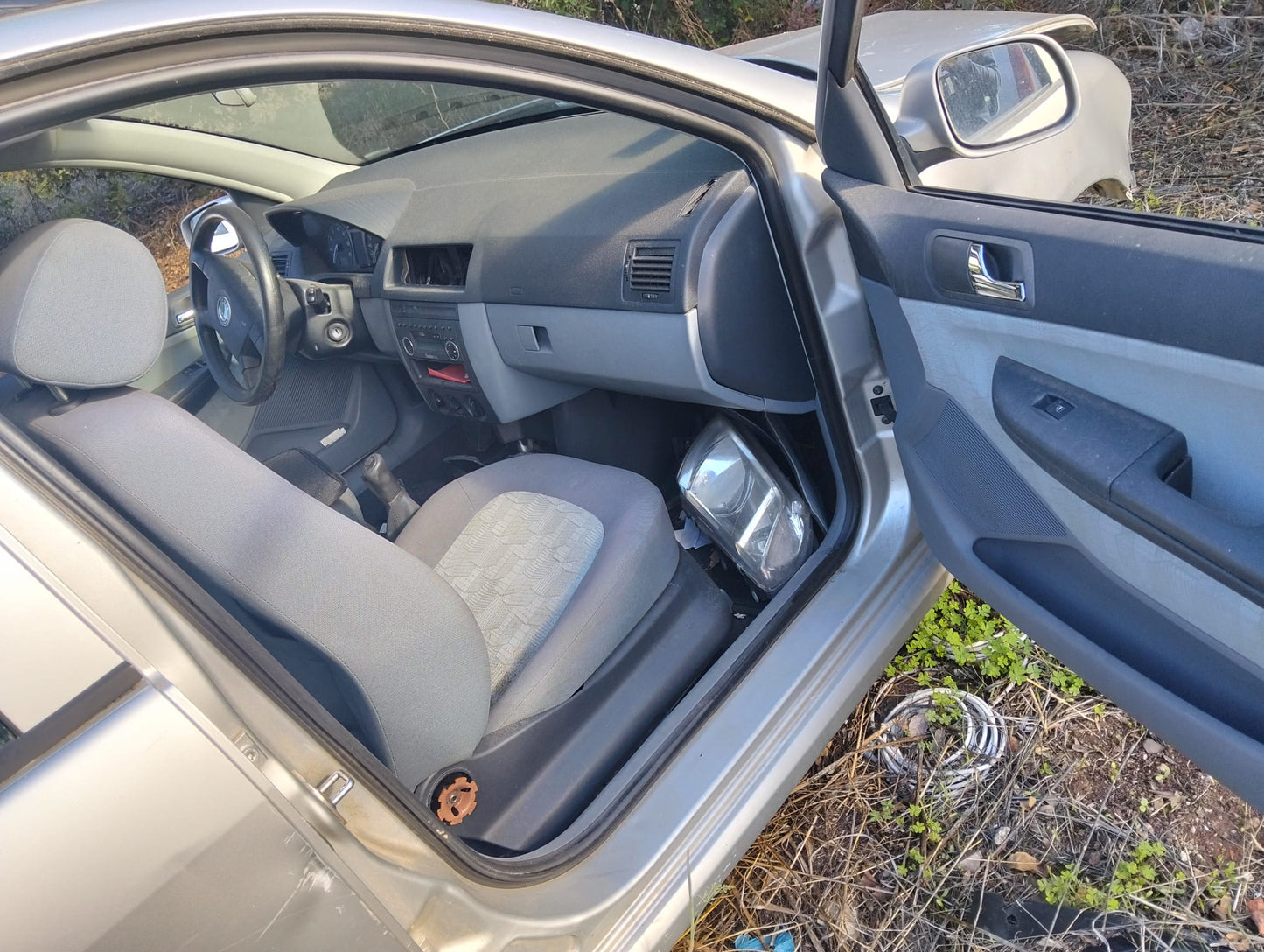 Skoda Fabia para peças 1.4 gasolina AUB 100cv