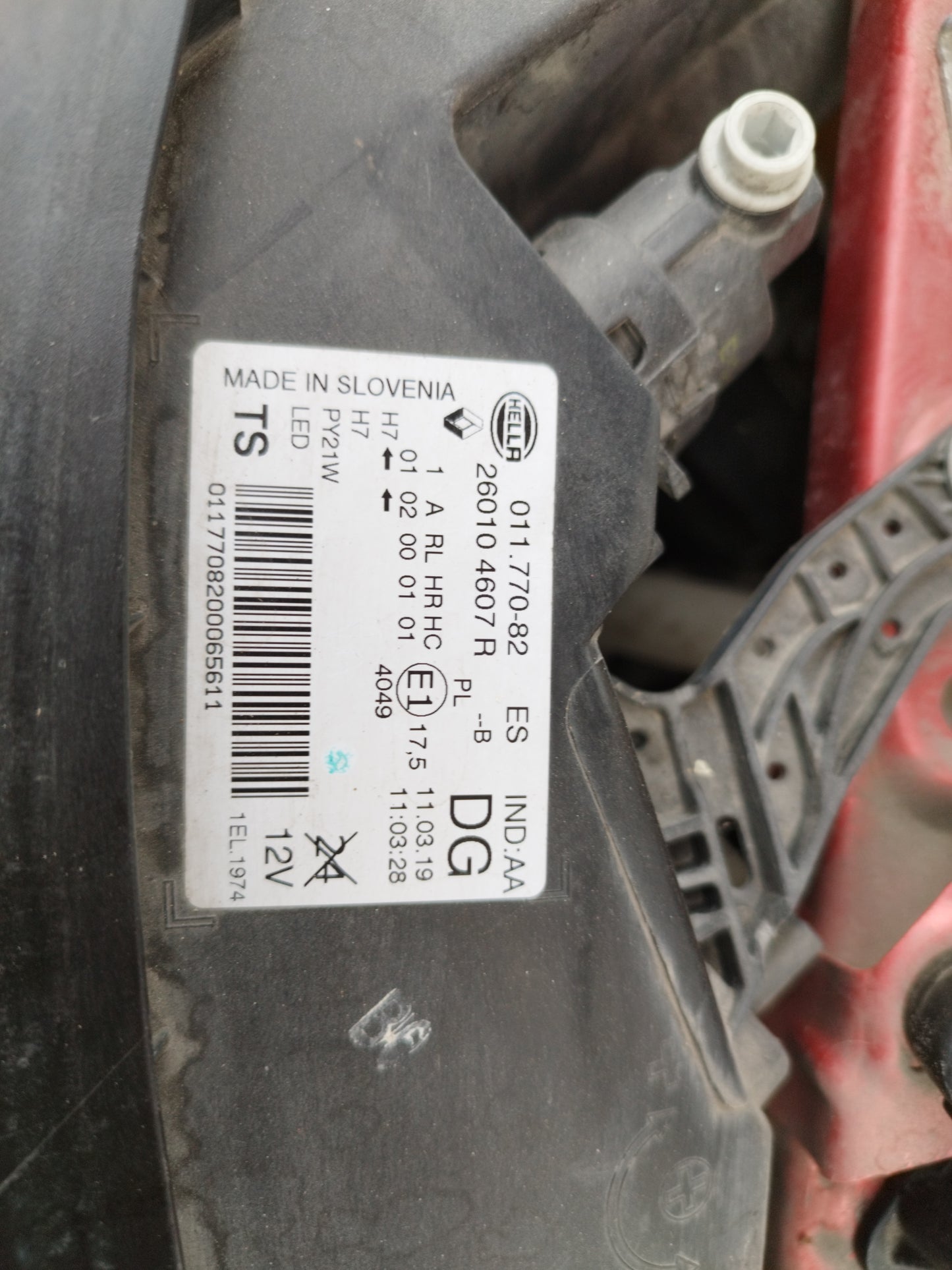 Farol Principal Direito – Renault Kadjar 2019 1.5 DCI