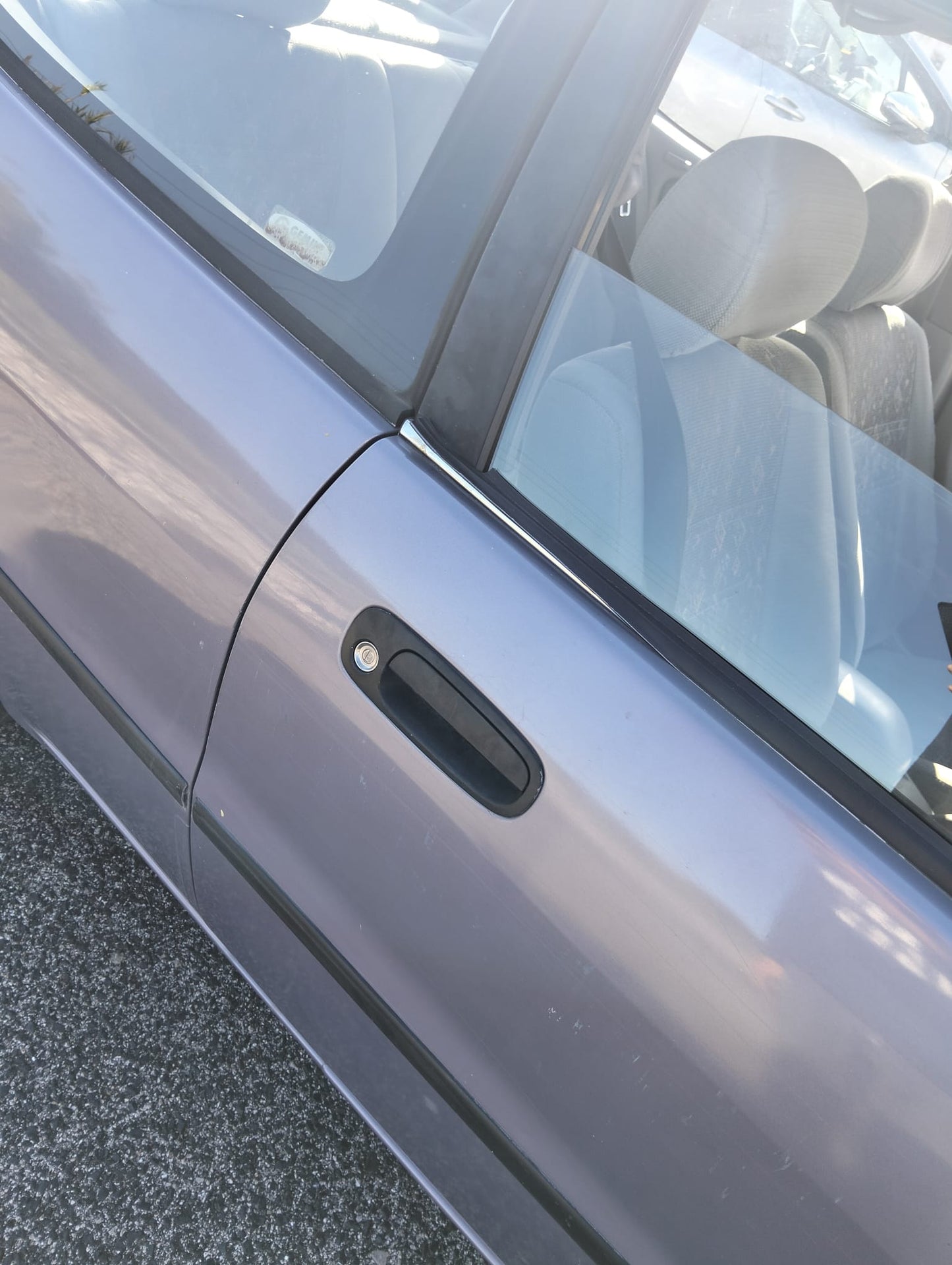 Toyota Corolla viii compact (E110)
1.4 EE111 86CV 1998