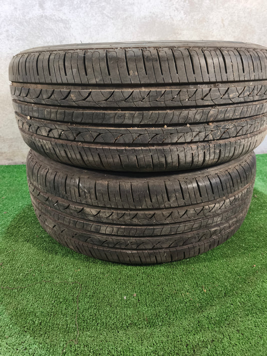 2 pneus 215/65R15
