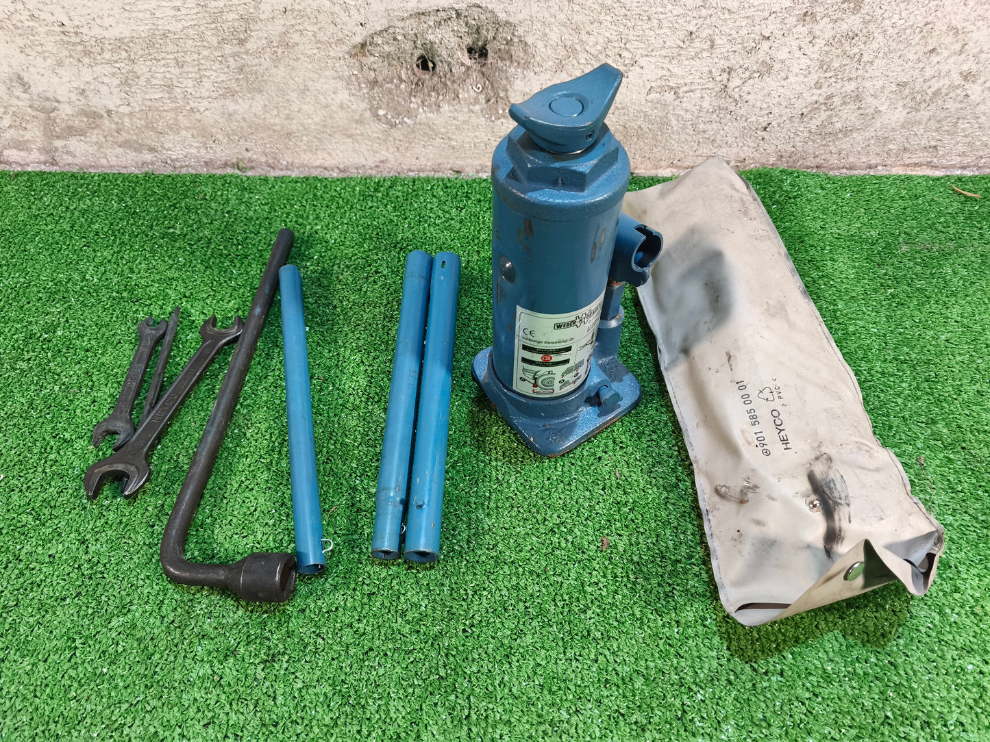 Kit macaco garrafa, original Mercedes sprinter com mala de ferramentas
