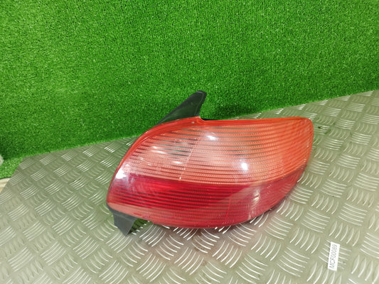 Farol traseiro direito Peugeot 206