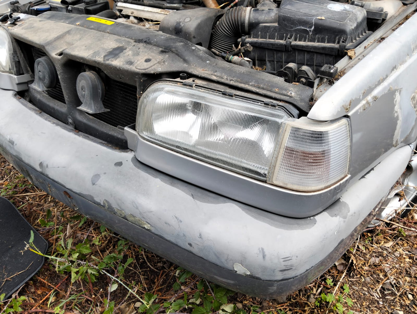 Faróis dianteiros (esq. / dir.) Volvo 850 GLE 1992 2.0