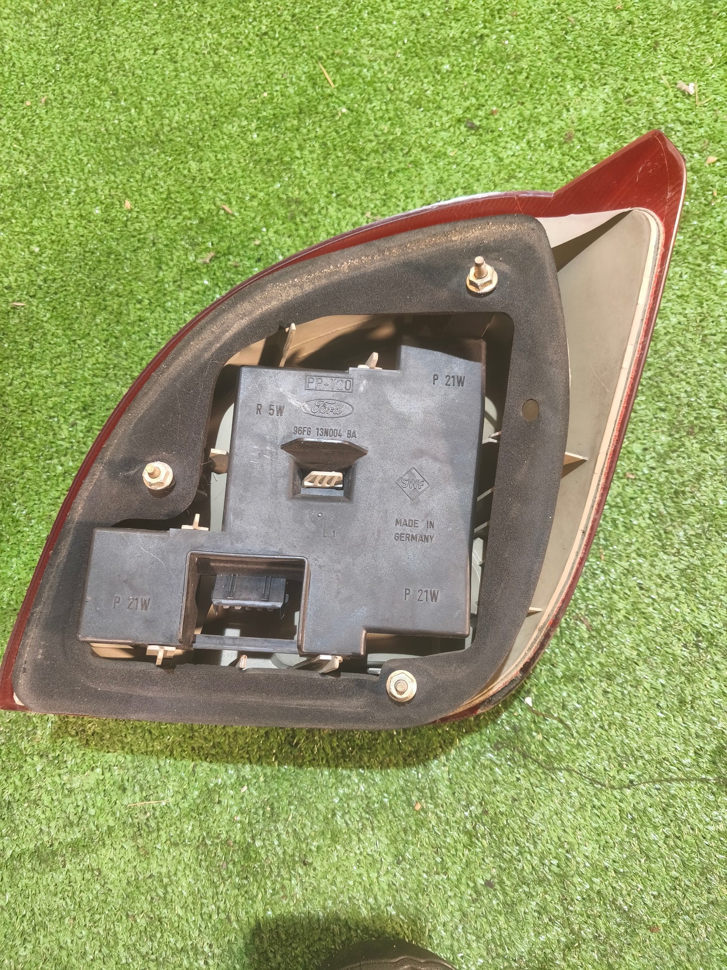 Conjunto de faróis traseiros Ford fiesta