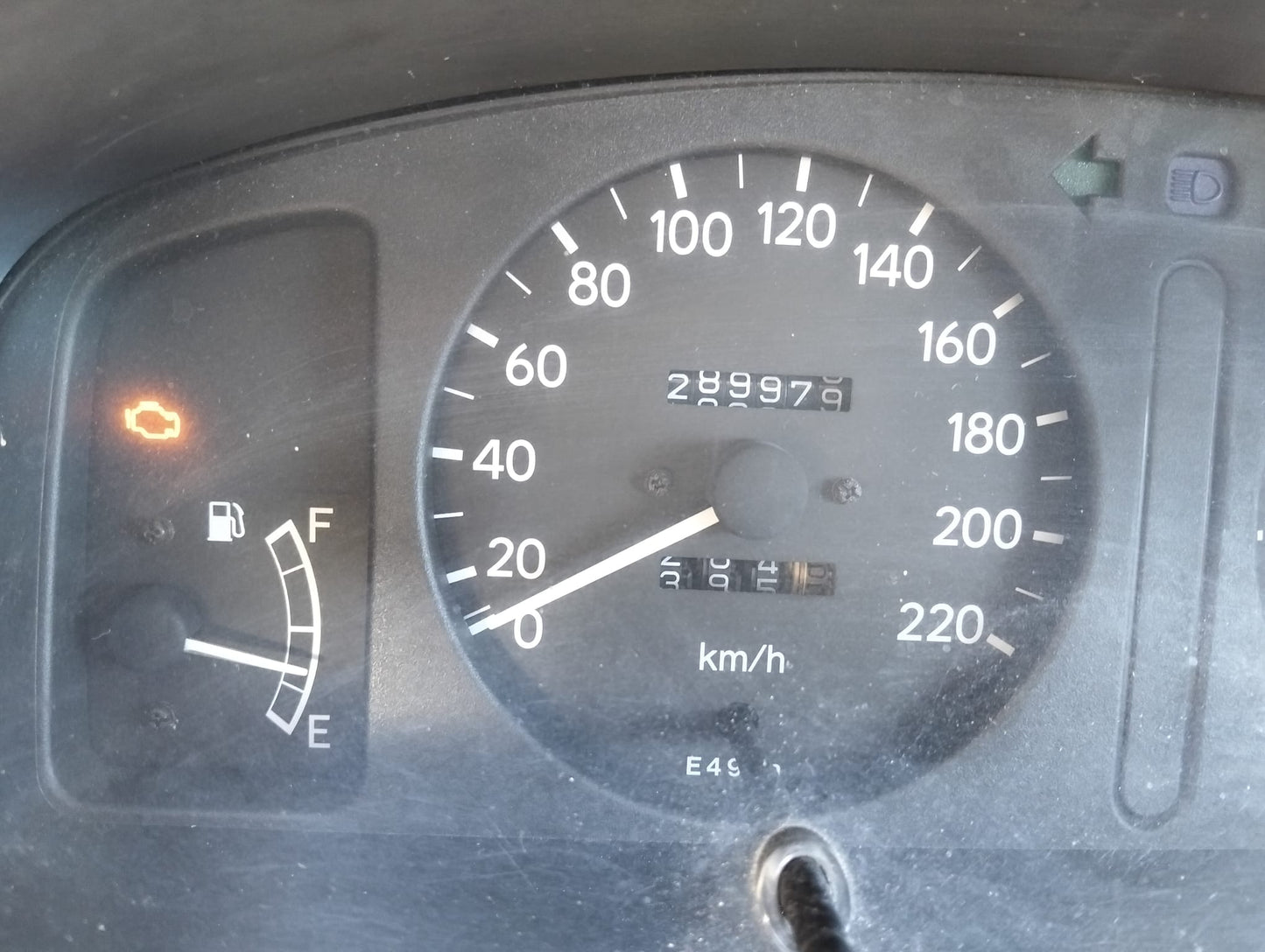 Toyota Corolla viii compact (E110)
1.4 EE111 86CV 1998